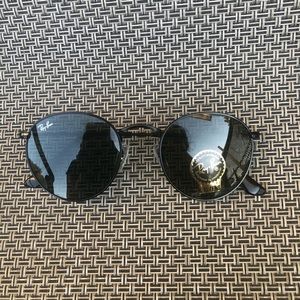 Brand New Ray-Ban Round 3447 Black Sunglasses